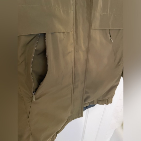 Athleta Vortex reversible down parka quilted jacket green, size XS - Picture 16 of 16